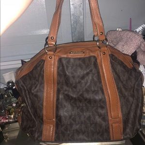 Michael kors purse